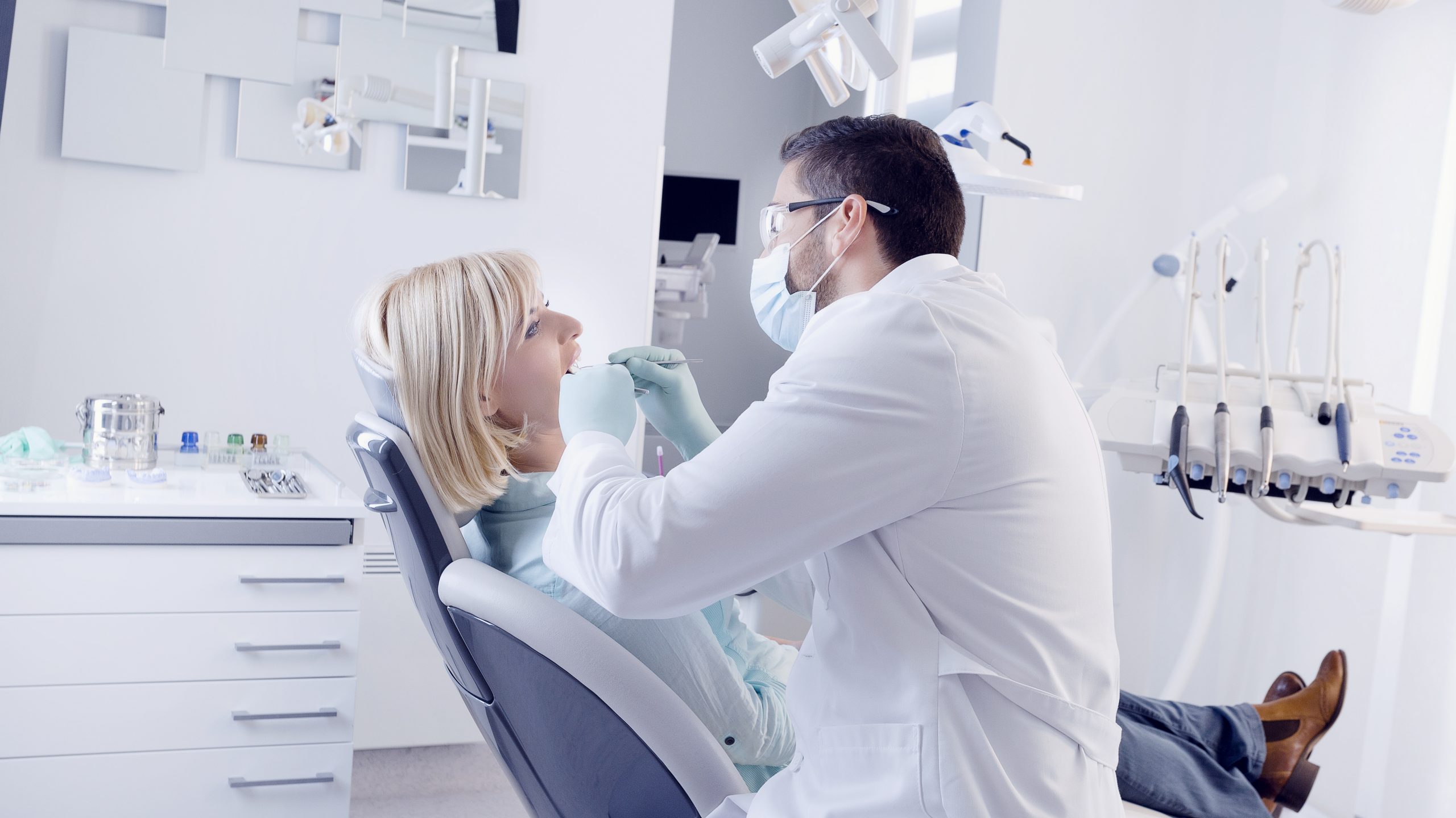 Dentist in Lancaster, CA